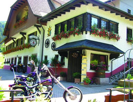 Zuwaelder Stueble Hotel Oberharmersbach Exterior photo